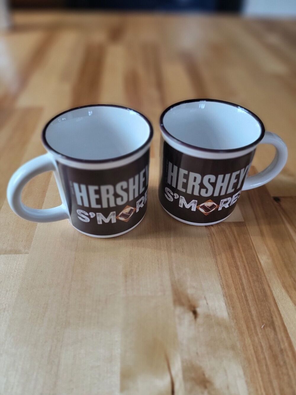 Hershey's S'mores mug set of 2, great condition and ships clean!